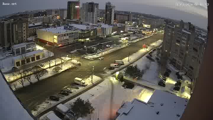 Пересечение улиц Ленинградская и Республиканская в Вологде: онлайн-камера